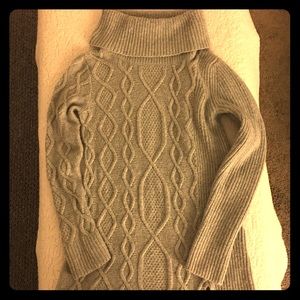 A Pea in the Pod Grey maternity tunic sweater